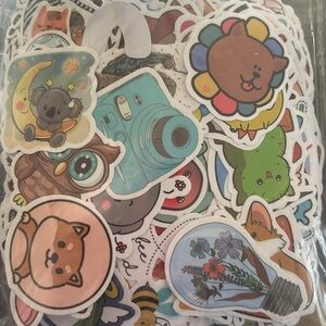 Huge Pack 600 Assorted Stickers Kids Teens Girls Boys Animals Nature Floral Fun
